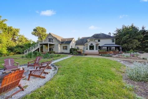 19 Trout Brook Lane Randolph NJ 07945