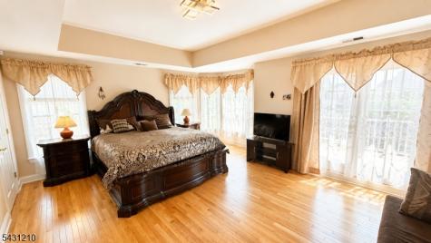 4 Spinnaker Drive South Amboy NJ 08879