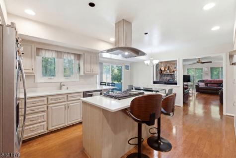 30 Willow Brook Lane Clinton NJ 08801