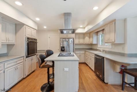 30 Willow Brook Lane Clinton NJ 08801