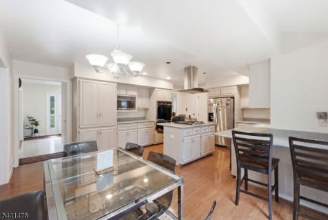 30 Willow Brook Lane Clinton NJ 08801