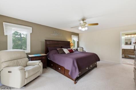 30 Willow Brook Lane Clinton NJ 08801