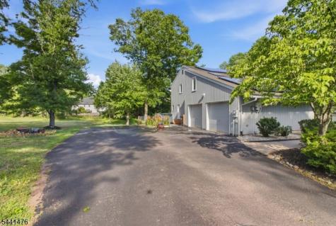30 Willow Brook Lane Clinton NJ 08801