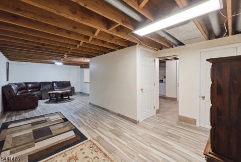 30 Willow Brook Lane Clinton NJ 08801