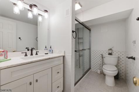 30 Willow Brook Lane Clinton NJ 08801