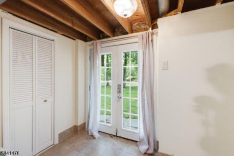 30 Willow Brook Lane Clinton NJ 08801