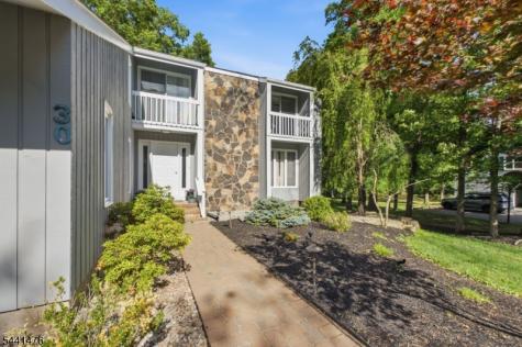 30 Willow Brook Lane Clinton NJ 08801