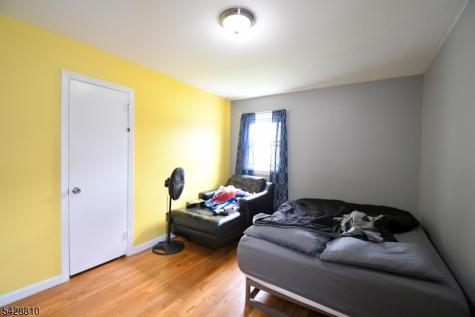 831 Smith Street Linden NJ 07036
