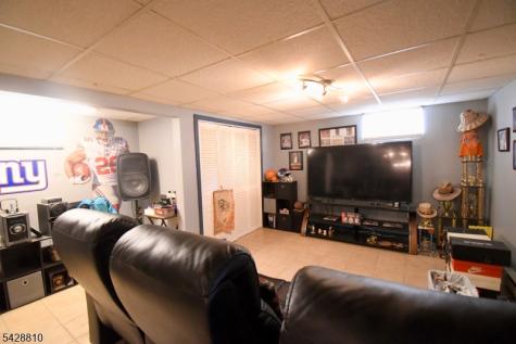 831 Smith Street Linden NJ 07036