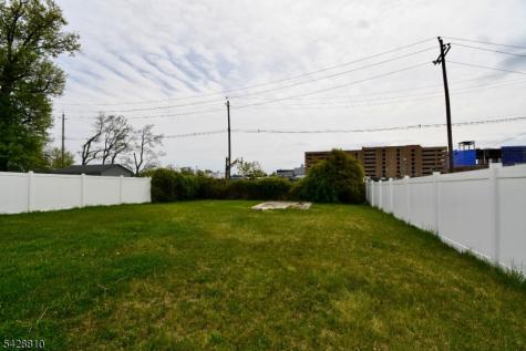 831 Smith Street Linden NJ 07036