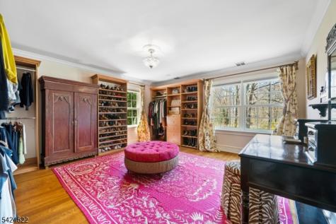 76 Pine Way New Providence NJ 07974