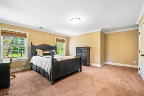 76 Pine Way New Providence NJ 07974