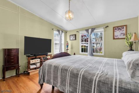 43 Everett Drive Dover NJ 07801