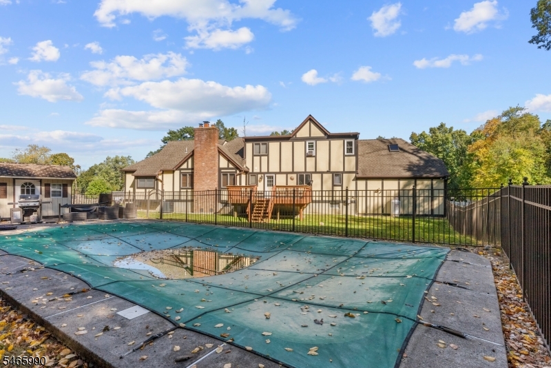 40 Woodland Road Franklin NJ 07416