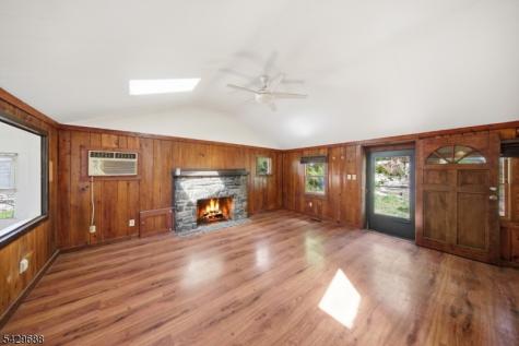 39 Fernwood Avenue Hardyston NJ 07460