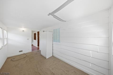 39 Fernwood Avenue Hardyston NJ 07460