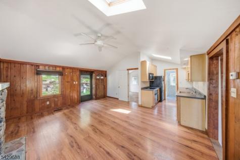 39 Fernwood Avenue Hardyston NJ 07460