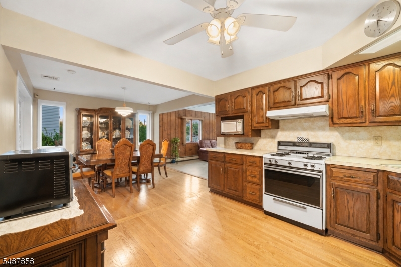 21 Ravine Avenue Nutley NJ 07110