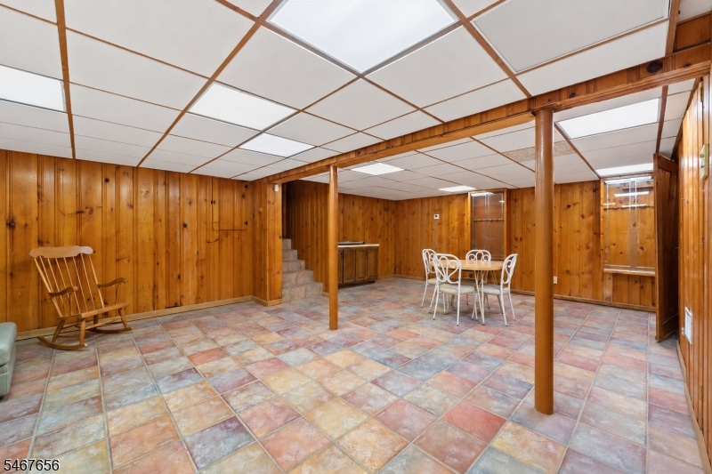 21 Ravine Avenue Nutley NJ 07110