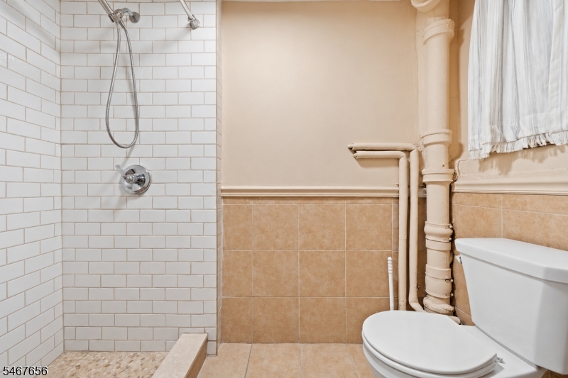 21 Ravine Avenue Nutley NJ 07110