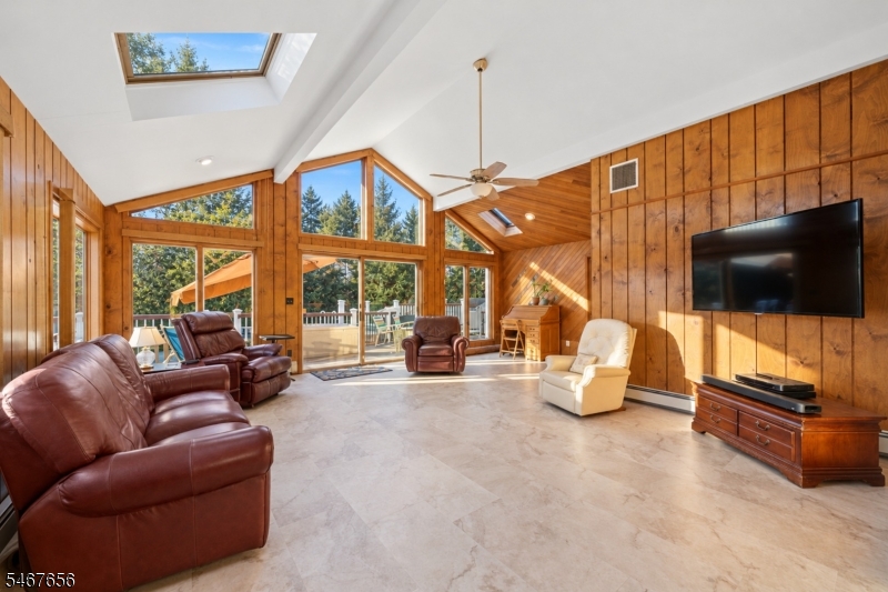21 Ravine Avenue Nutley NJ 07110