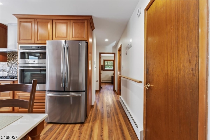 33 Newman Street Metuchen NJ 08840