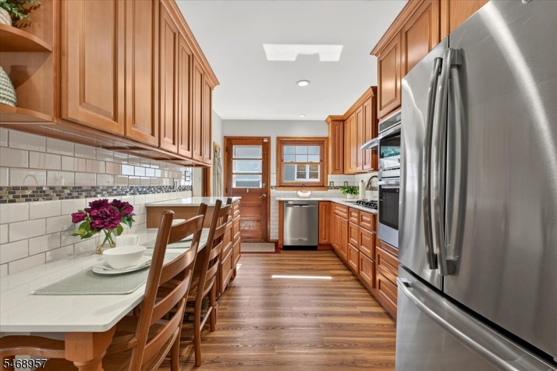 33 Newman Street Metuchen NJ 08840
