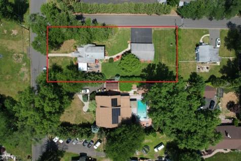 142 Mountain Parkway Green Brook NJ 08812