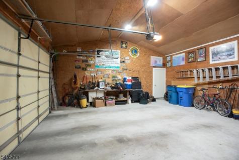142 Mountain Parkway Green Brook NJ 08812