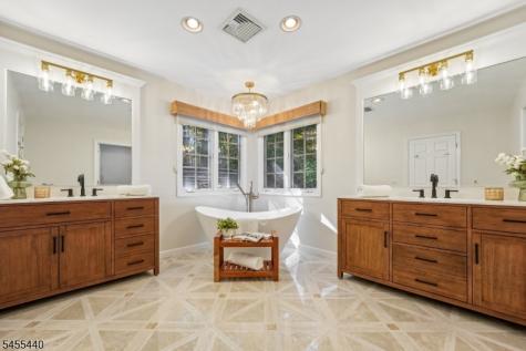 1 Beach Lane Mendham NJ 07945