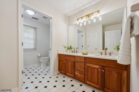 1 Beach Lane Mendham NJ 07945