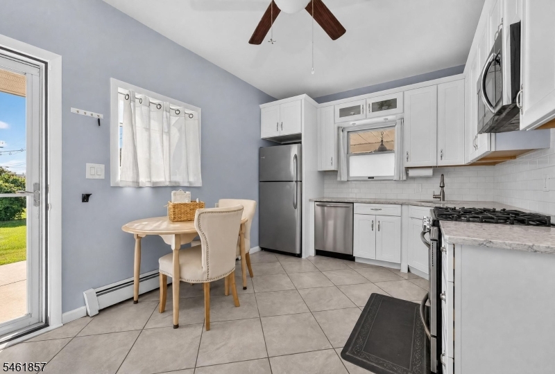 11 5TH Avenue Manville NJ 08835
