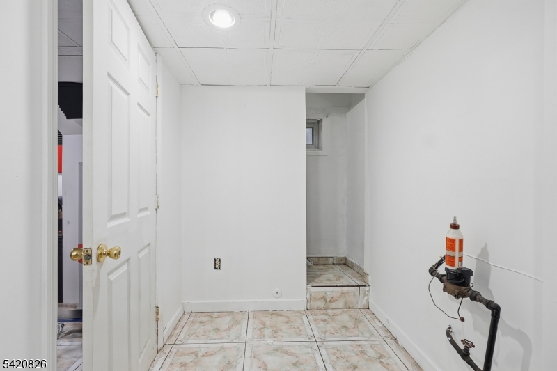 923 Kilsyth Road Elizabeth NJ 07208