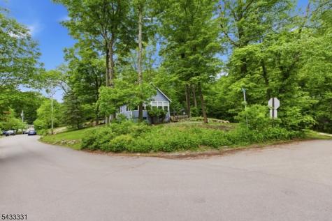 123 Glen Road Vernon NJ 07422