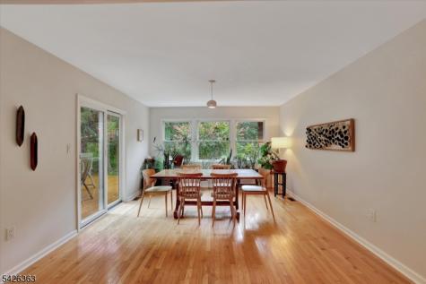 10 Crestview Drive Hopewell NJ 08525
