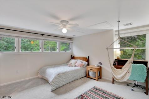 10 Crestview Drive Hopewell NJ 08525