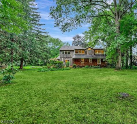 10 Crestview Drive Hopewell NJ 08525