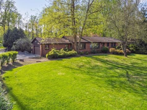 13 Skyline Drive Warren NJ 07059
