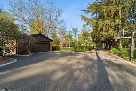 13 Skyline Drive Warren NJ 07059