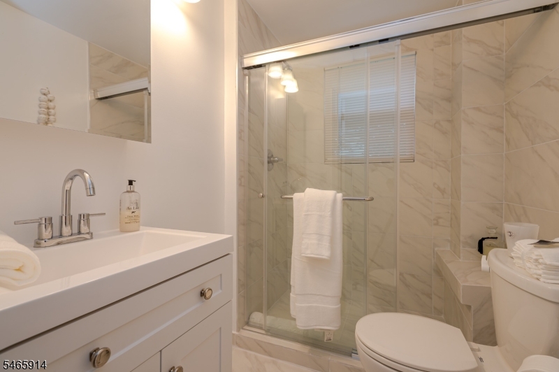 118 Vogel Place Middlesex NJ 08846