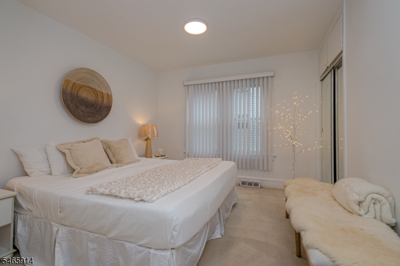 118 Vogel Place Middlesex NJ 08846