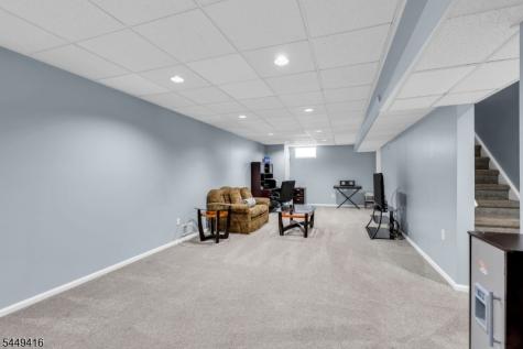 48 Plantation Road Readington NJ 08889