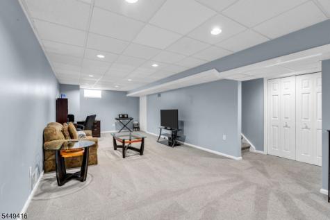 48 Plantation Road Readington NJ 08889