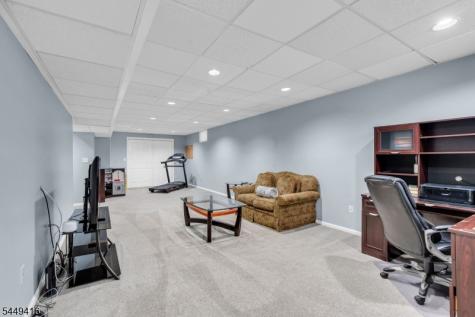 48 Plantation Road Readington NJ 08889