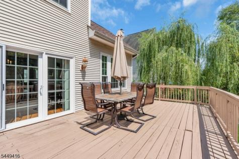 48 Plantation Road Readington NJ 08889