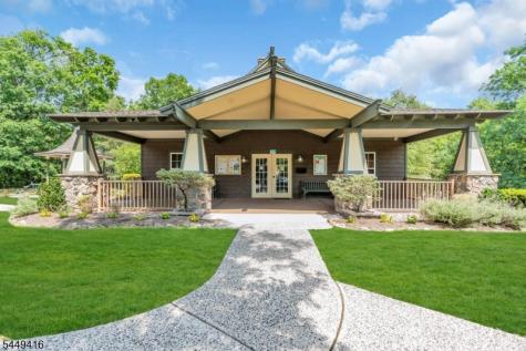 48 Plantation Road Readington NJ 08889