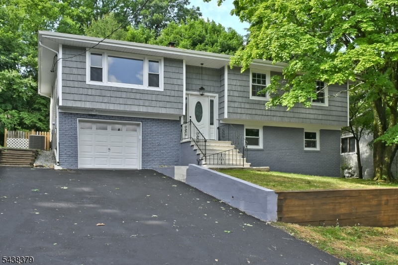 504 Edith Road Roxbury NJ 07850