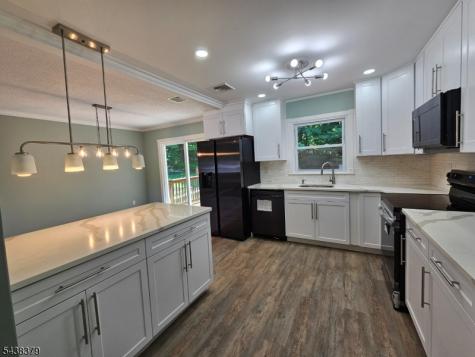 504 Edith Road Roxbury NJ 07850