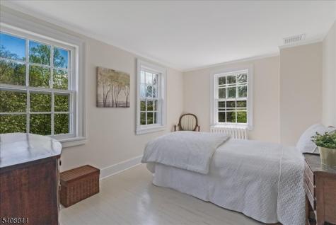 121 Mosle Road Mendham NJ 07931