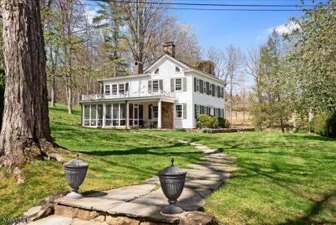 121 Mosle Road Mendham NJ 07931